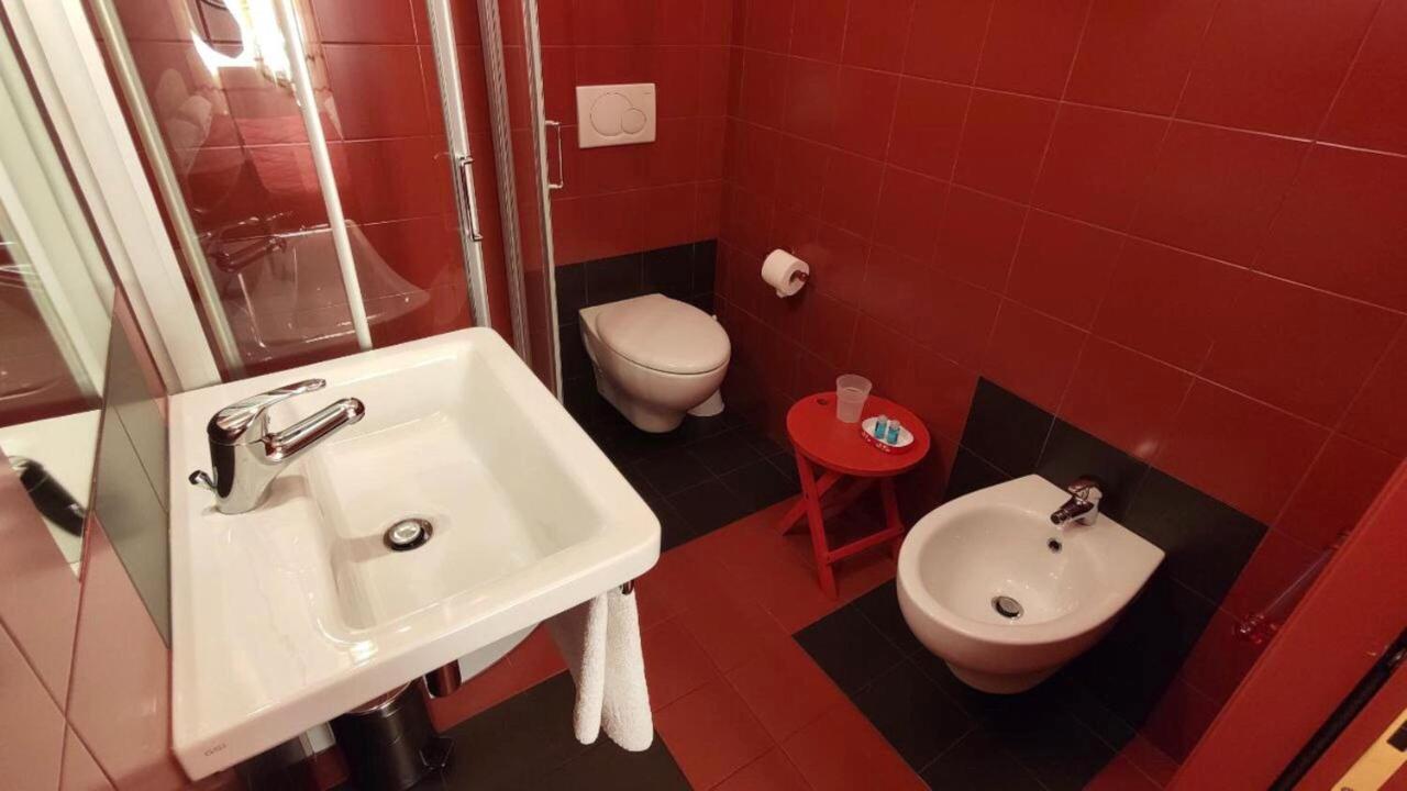 Coral Rubrum Hotel Алгеро Екстериор снимка